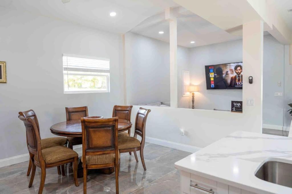Tampa Bay Oasis Διαμέρισμα Τάρπον Σπρινγκς Εξωτερικό φωτογραφία